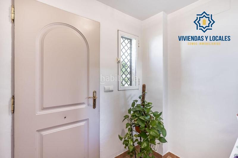 Foto fd7fdacd-fde1-4349-89d3-db0178307326. Casa adosada bonita vivienda unifamiliar zona bellavista en Cájar