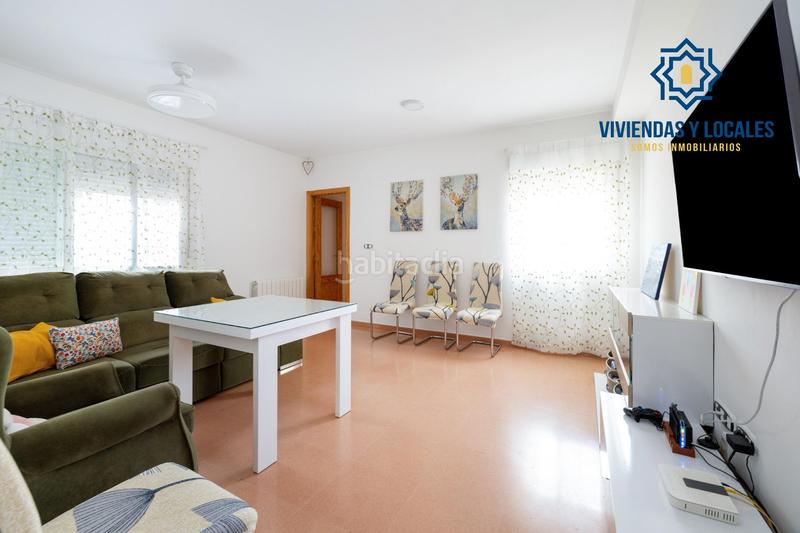 Foto 88d76c99-92d4-4116-b932-7208d55457a0. Piso bonito piso totalmente reformado con 2 habitaciones y plaza de garaje. en Albolote