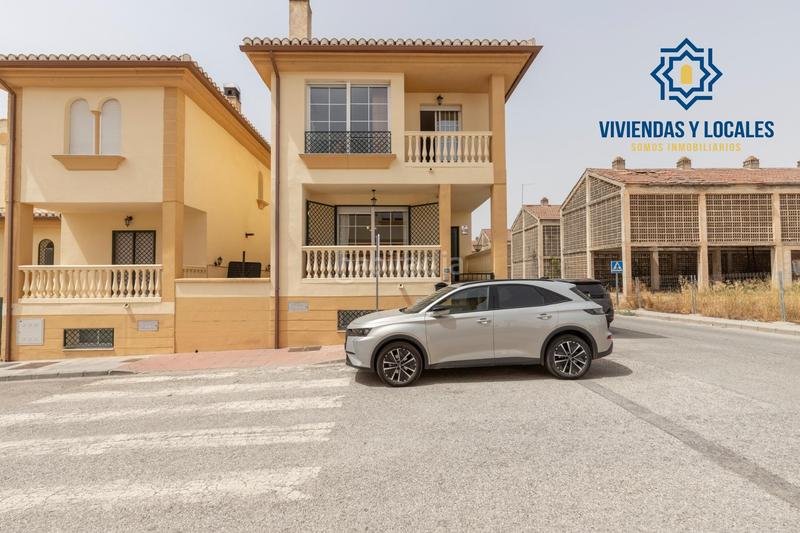 Foto 2d115376-91d2-4572-8917-a0579514dc64. Chalet exclusiva casa independiente en el chaparral, . una joya en una de las zonas más demandadas. en Albolote
