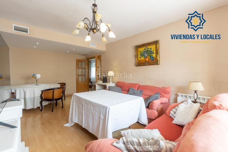 Foto df8ae1ab-503b-49fd-b1d6-1882ab51d918. Chalet exclusiva casa independiente en el chaparral, . una joya en una de las zonas más demandadas. en Albolote