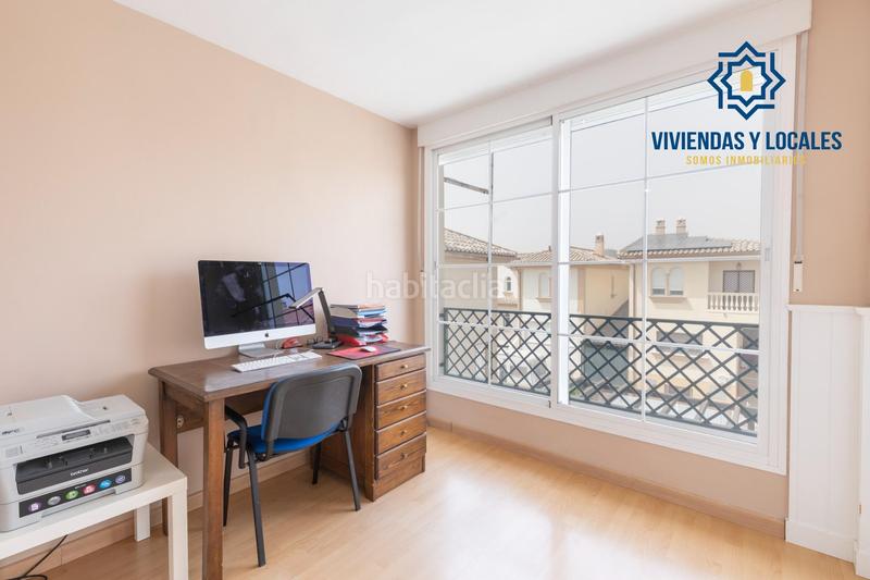 Foto e8d4a551-b8f1-4722-b0d6-e3db044d1f7b. Chalet exclusiva casa independiente en el chaparral, . una joya en una de las zonas más demandadas. en Albolote