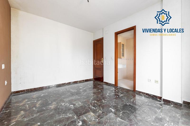 Foto 2ddc993b-e066-4629-8105-66607f1a64e9. Chalet  con gran parcela y piscina en loma verde, en Albolote