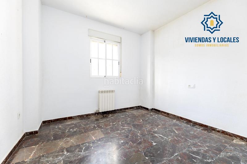 Foto cdbcec4c-0a11-431e-8f26-b31c981436ff. Chalet  con gran parcela y piscina en loma verde, en Albolote