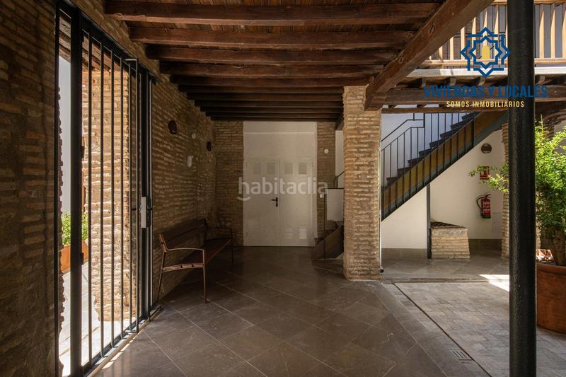 Foto f509903d-21f6-49df-a691-a58761028945. Piso horno de vidrio, monte de piedad 7 y 9 b en Granada