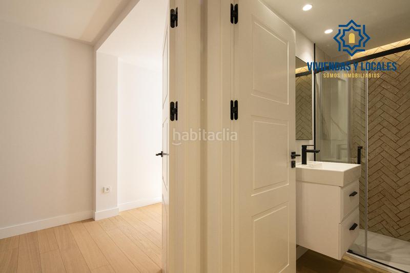 Foto c130a2a1-cf01-4427-8ce5-46ce5783910c. Piso horno de vidrio, espino 1 c en Barrio de Albaicín Granada