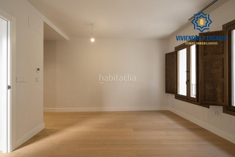 Foto da876347-8518-4ced-b189-bc8c2a11d8ab. Piso horno de vidrio, espino 1 c en Barrio de Albaicín Granada