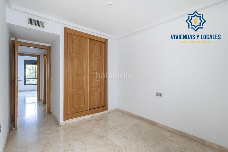 Foto 63ba9136-b584-4da9-9b9d-15724693e255. Piso  de dos dormitorios junto a parque almunia con piscina comunitaria en Granada