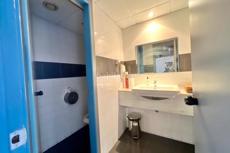 Foto b7eb6636-e6db-486f-9736-868670fcdf03. Miete geschäftsraum in Barrio de Zaidín Granada