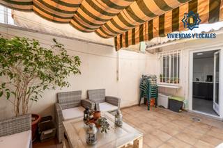 Maison jumelée à Poniente. Oportunidad en armilla  casa reformada con patio y opción de ene