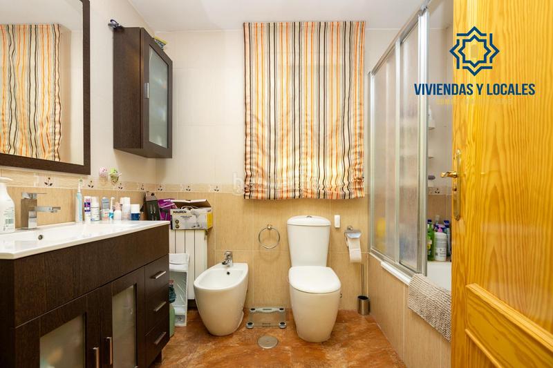 Foto 0ea727bc-7a8b-4ca7-8e56-af74f237357e. Appartamento con parcheggio in Residencial Triana - Barrio Alto Gabias (Las)