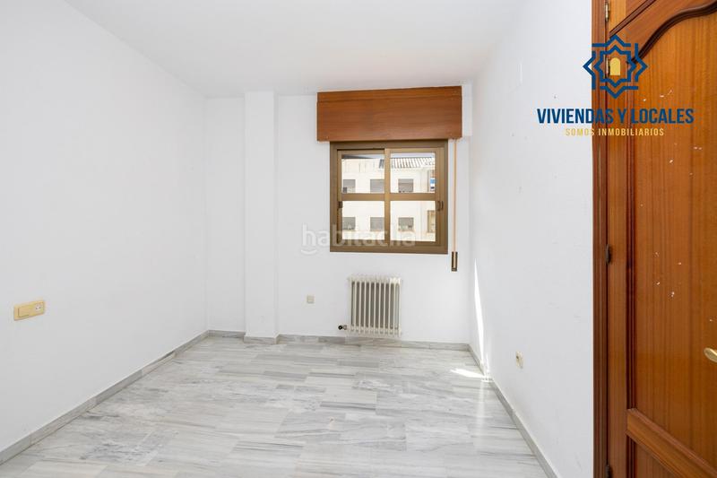 Foto 7f1b5d50-f66b-4d30-9941-83801ec5f9af. Appartamento con piscina in Camino de los Neveros - Serrallo Granada