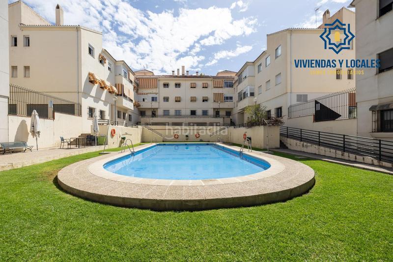 Foto fd0229b8-8f8e-4a65-888a-57e7e64d9070. Appartamento con piscina in Camino de los Neveros - Serrallo Granada