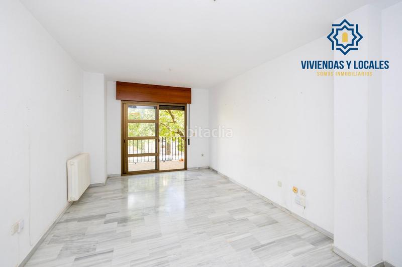 Foto fe9c2aa4-86c9-4b0f-9c01-46460ba9bd39. Appartamento con piscina in Camino de los Neveros - Serrallo Granada