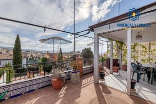 Casa  Granada. Vivienda junto al centro del barrio de monachil