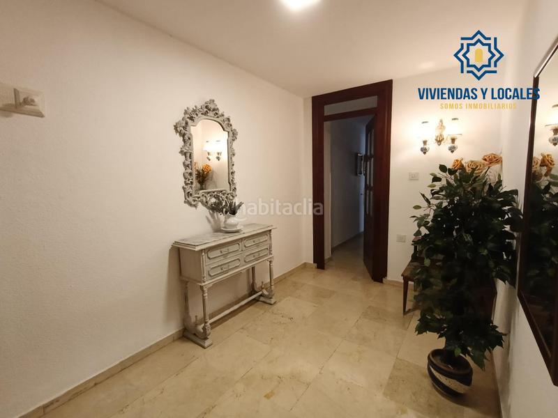 Foto 7fba9904-44f3-4755-84f1-3bec892c0a45. Alquiler piso en alquiler piso cuatro dormitorios con terraza junto a recogidas en Granada