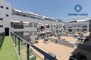 Àtic a Albolote. Fantástico ático dúplex en albolote con terraza privada