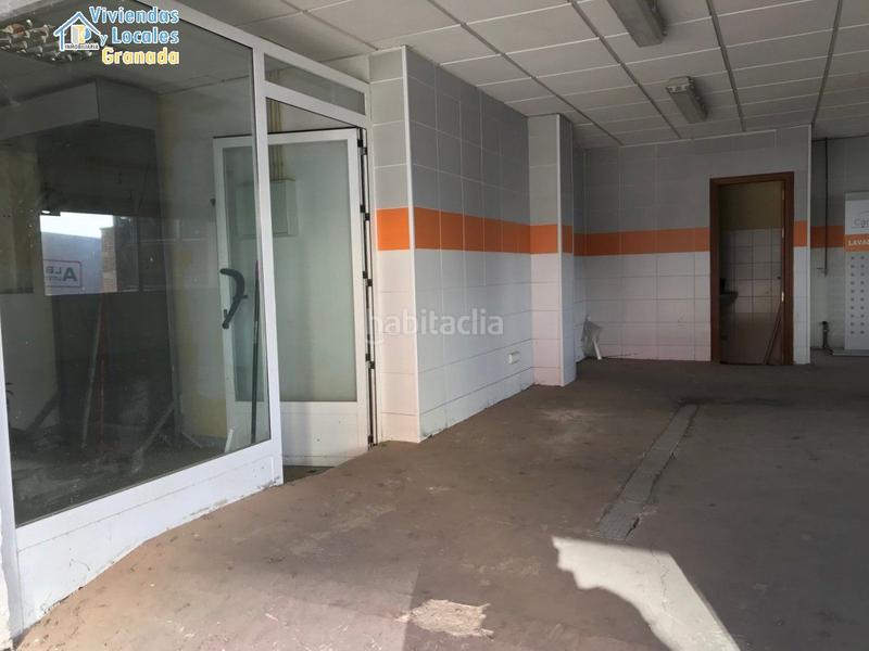 Foto 396b2c09-32b8-4435-b5f3-550c1554d78d. Lloguer local comercial a calle maestro montero 1 a Granada