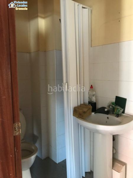 Foto f4cea1bf-a28c-40ff-bf5a-b4c7e9317faf. Lloguer local comercial a calle maestro montero 1 a Granada