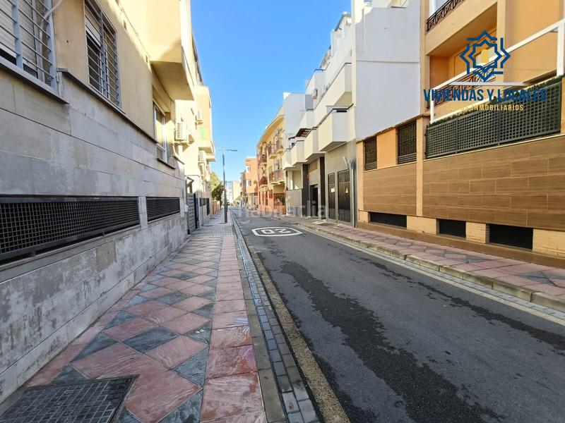 Foto bab00a23-dcac-4ae3-8e70-abf9765a73d8. Miete zweistöckige wohnung mit parking in Poniente Armilla