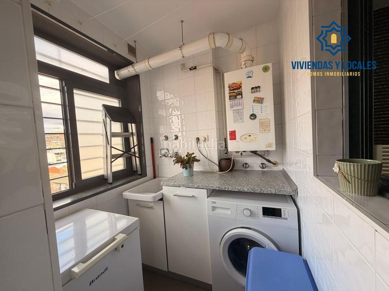 Foto ed5edfc2-3a74-4aa1-9361-1248d1af0d85. Miete etagenwohnung mit heizung parking in Barrio de Zaidín Granada