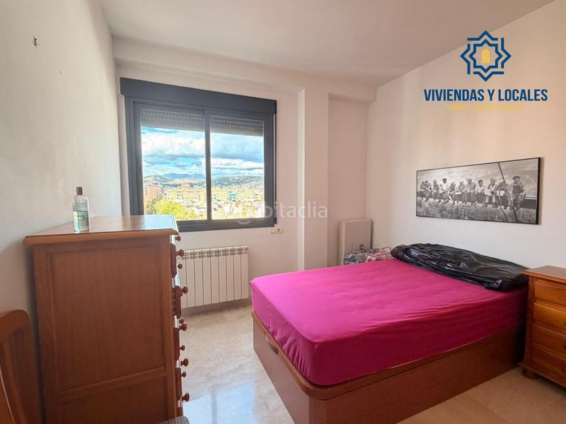Foto 19f9f850-0544-4fc4-9f24-e94cc5c4f734. Rent flat with heating parking in Barrio de Zaidín Granada