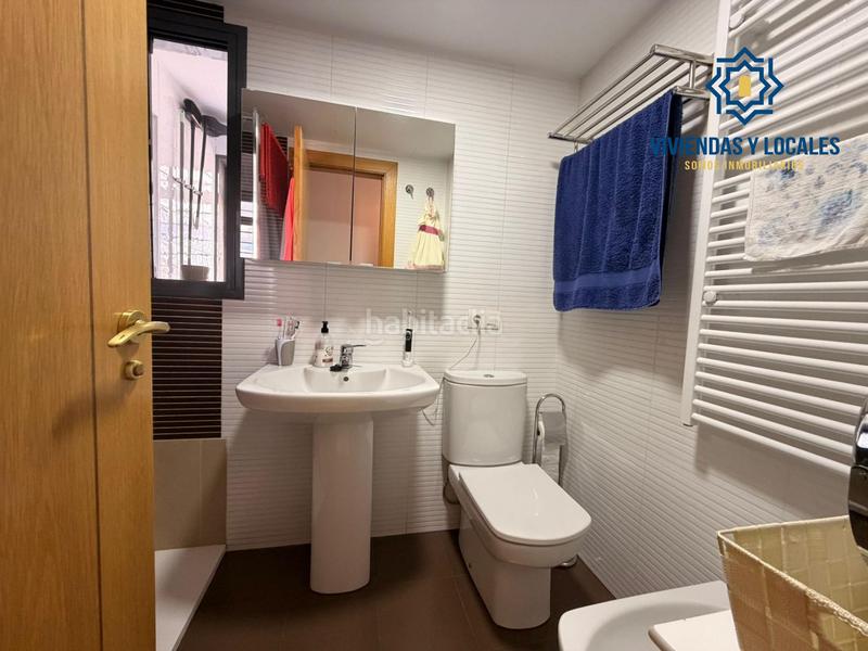 Foto 9c499d76-64d7-4c14-9352-b364913566e1. Rent flat with heating parking in Barrio de Zaidín Granada