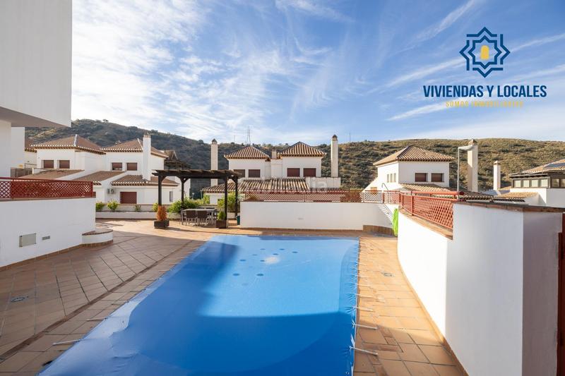 Foto 64a49bd6-b2c4-4f4f-b1ec-03a91b3d173f. Chalet in calle sala de las dos hermanas in Crta. De la Sierra Granada