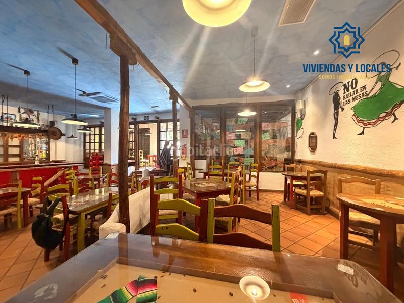 Foto e251b1c7-2248-44ae-8138-9d54758f1ce0. Affitto locale commerciale in cuesta del realejo in Granada