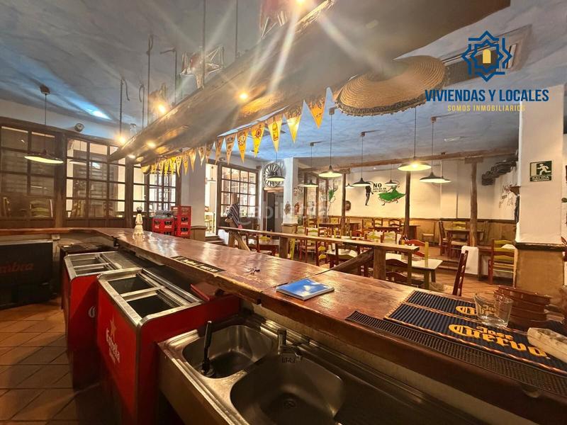 Foto 85a448c9-041e-43e7-ab9c-895c01e582c2. Location local commercial dans cuesta del realejo dans Granada