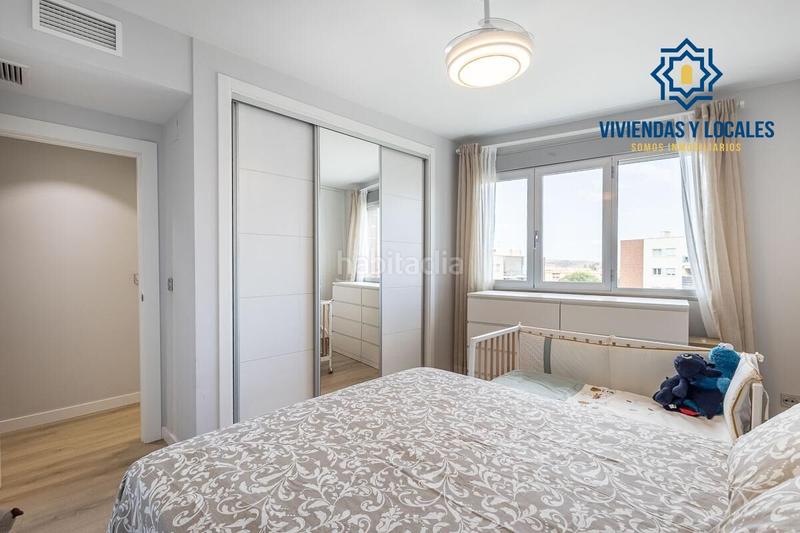 Foto 64a665eb-95d8-41b4-83cb-2471e13987fc. Appartamento con parcheggio piscina in Carretera de Granada-La Alcazaba Alhendín