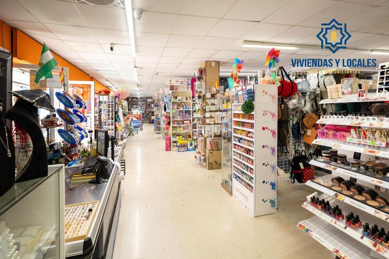 Foto 4e70cfd6-611a-42a3-91c2-2fc41822b6c6. Locale commerciale in Peligros