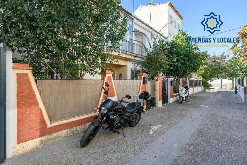 Foto 2f057571-60a7-4017-b340-0192f2c5e303. Casa adosada exclusiva casa capital, junto a avenida de Cervantes en Granada