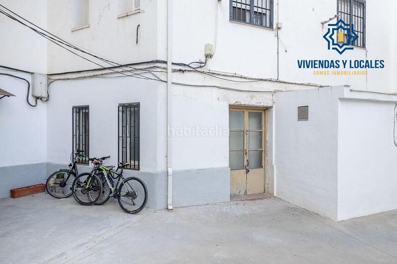 Foto 24b24173-b5ce-4a50-ba33-5428ab765e47. Planta baixa a Crta. De la Sierra Granada