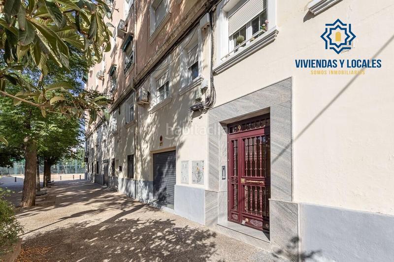 Foto 40d60ca3-70e0-48e1-8864-cd331817a953. Planta baixa a Crta. De la Sierra Granada