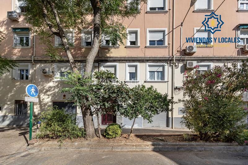 Foto b66bb733-8e6f-4508-bab5-94b81d2820c1. Planta baixa a Crta. De la Sierra Granada