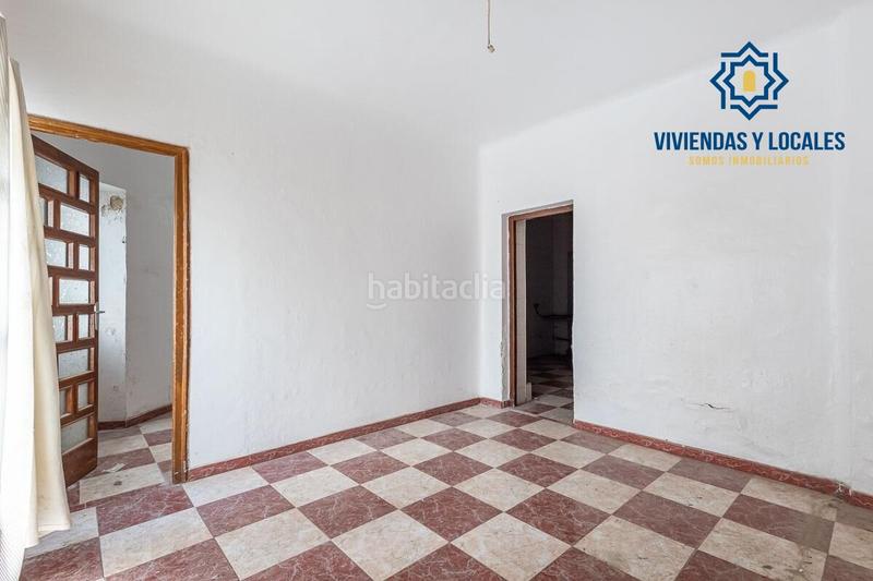 Foto f8234248-72bf-4e3d-9c47-7c6e7ddd10fa. Planta baixa a Crta. De la Sierra Granada