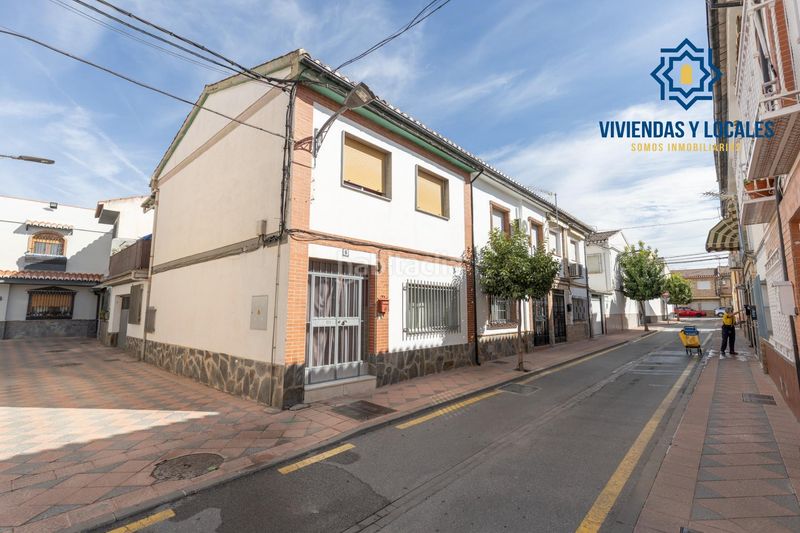 Foto 7876cb4d-1d95-45ba-85a0-39afd0eea345. Casa aparellada a calle de goya 6 a Poniente Armilla