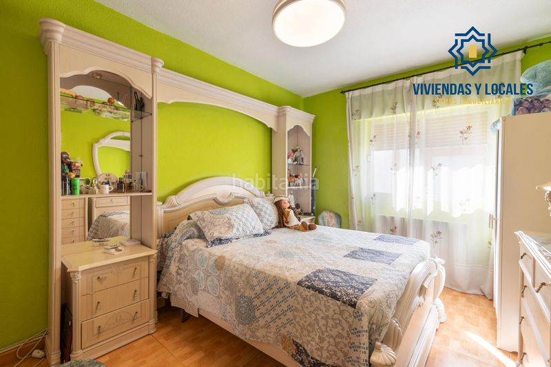 Foto f0bd7d9e-35be-40e9-809a-56f2377feeb2. Casa aparellada a calle de goya 6 a Poniente Armilla