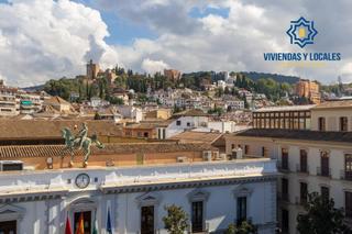 Appartamento in San Matías - Realejo. Gran piso en plaza del carmen frente al ayuntamiento.