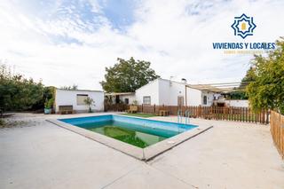 Mas  Camino diseminados 135. Preciosa casa rústica en planta baja en camino del aeropuerto