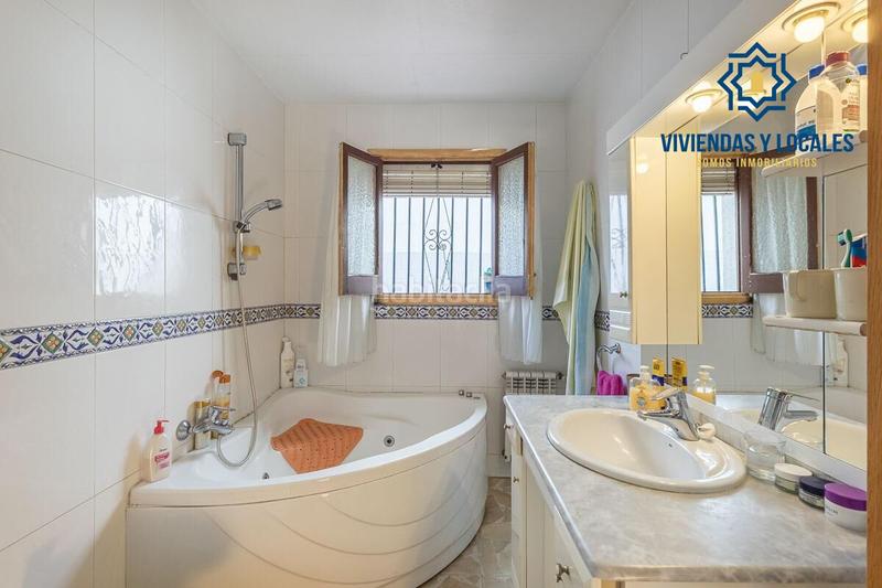 Foto 9cf886aa-582a-4f5f-a043-beb53ce26caa. Casa con riscaldamento parcheggio piscina in Barrio de Albaicín Granada