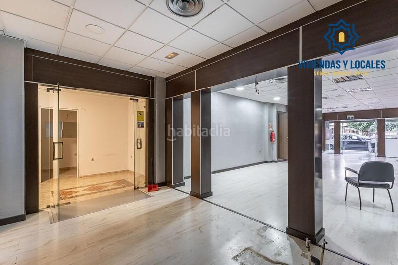 Foto c4e2cf80-e703-4487-a510-2a37e6f8d2e9. Local comercial a Pajaritos Granada