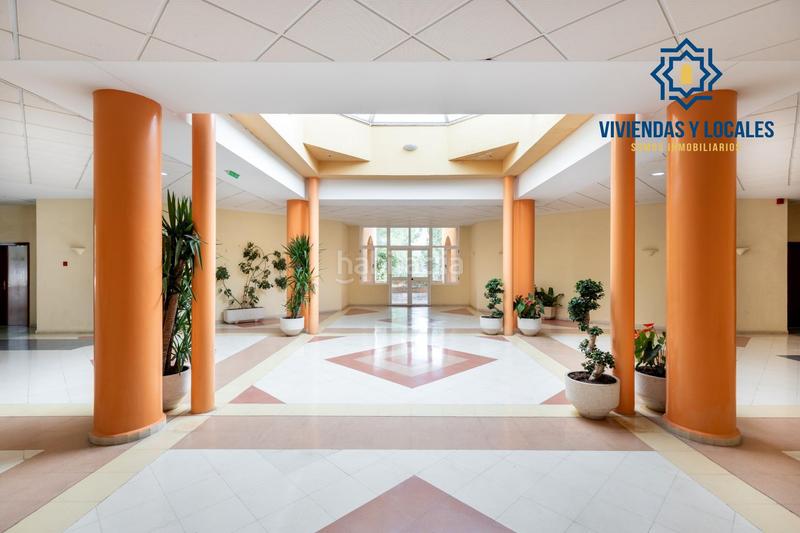 Foto 2d8d4a8c-e330-4a09-a668-5f7713da12d9. Estudio  en venta zona de bola de oro en Camino de los Neveros - Serrallo Granada