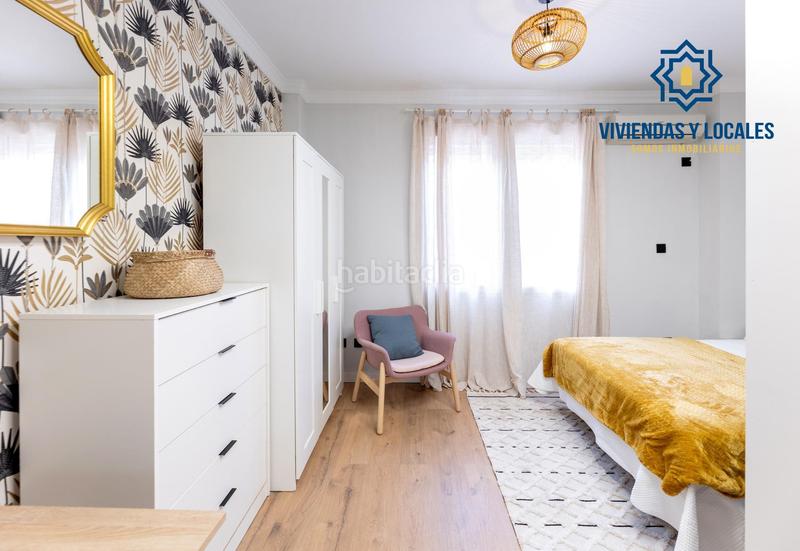 Foto 59fa7968-4118-4af9-b3fa-a3966b8915fc. Estudio  en venta zona de bola de oro en Camino de los Neveros - Serrallo Granada