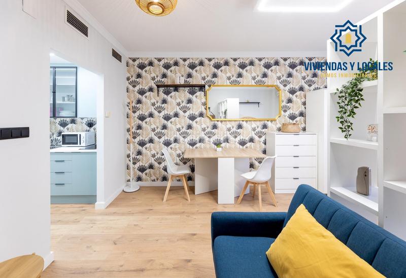 Foto 7a602024-9817-4392-bec9-3526703063f2. Estudio  en venta zona de bola de oro en Camino de los Neveros - Serrallo Granada