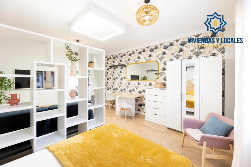 Foto 9bbc7905-04bd-404d-87c7-fae0626ca264. Estudio  en venta zona de bola de oro en Camino de los Neveros - Serrallo Granada