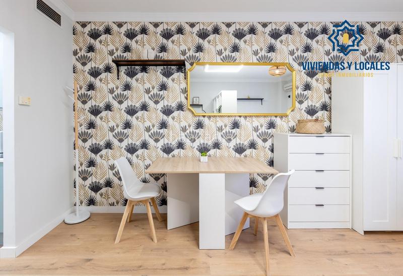 Foto cb8dce4f-eda3-4ee7-b743-4ce466a96667. Estudio  en venta zona de bola de oro en Camino de los Neveros - Serrallo Granada