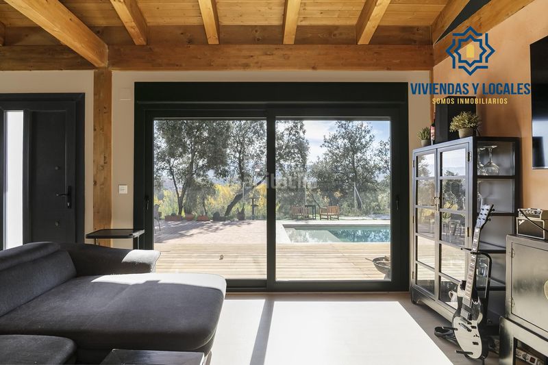 Foto 9f8e702c-e17a-4a71-9449-0da926052c3d. Casa adossada amb piscina a Atarfe