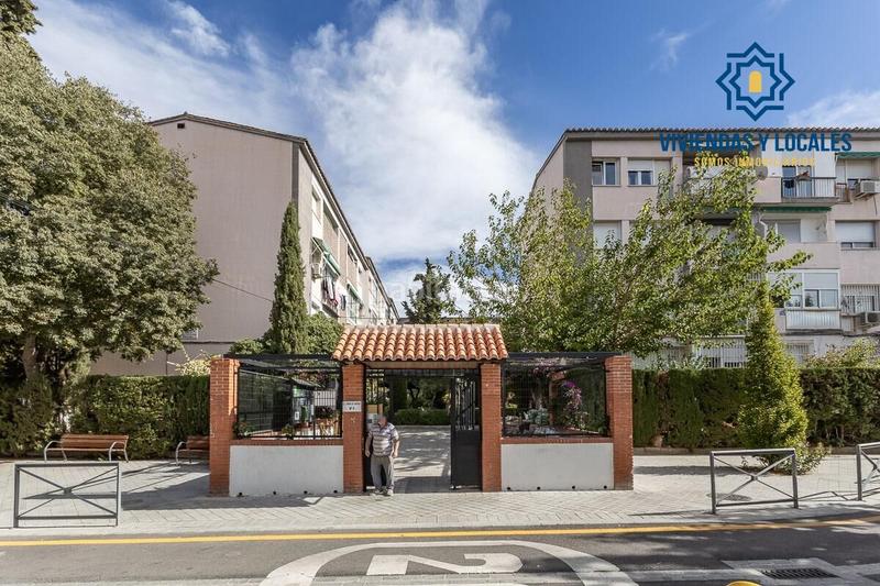 Foto a17befe3-6cc0-4158-b1a3-d9f71a9742dc. Piso  a la venta en Campo Verde Granada