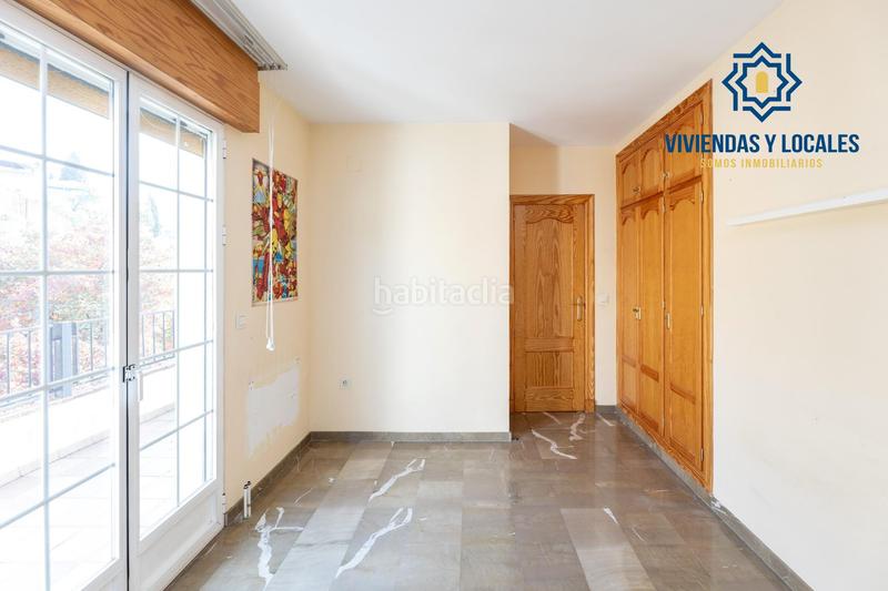 Foto 0cf60565-a6c3-44b0-b2be-9cf94be39762. Casa aparellada amb aparcament a Alfacar